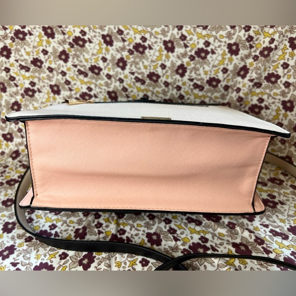 ALDO AnnieBrook Flap Satchel Cross Body Purse with Gold Chain Trim - Picture 4 of 13